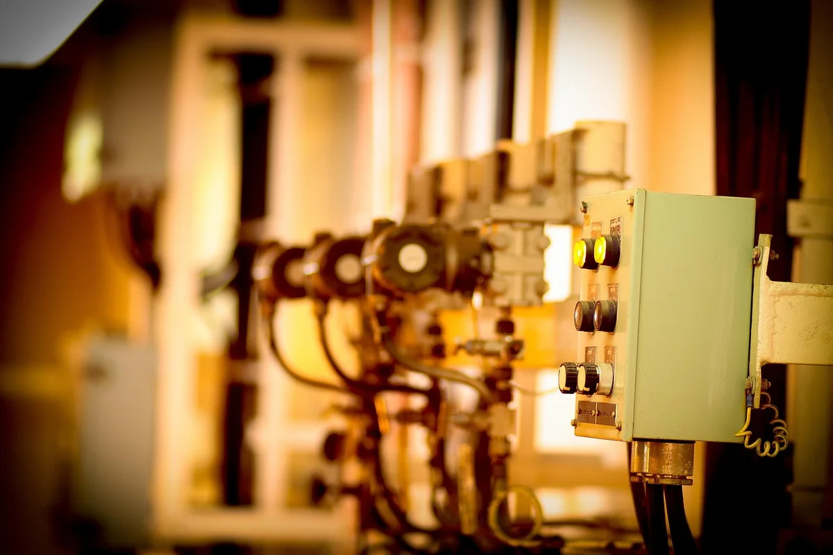 Comment installer un interrupteur va-et-vient sans fil en 5 étapes (2026)