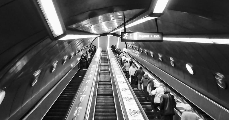 Prix d’un monte-escalier Stannah : le vrai tarif en 2026, sans mauvaise surprise